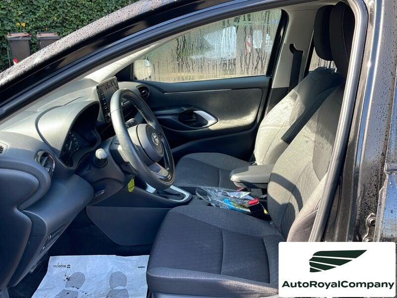 Toyota Yaris Hybrid Active MY21