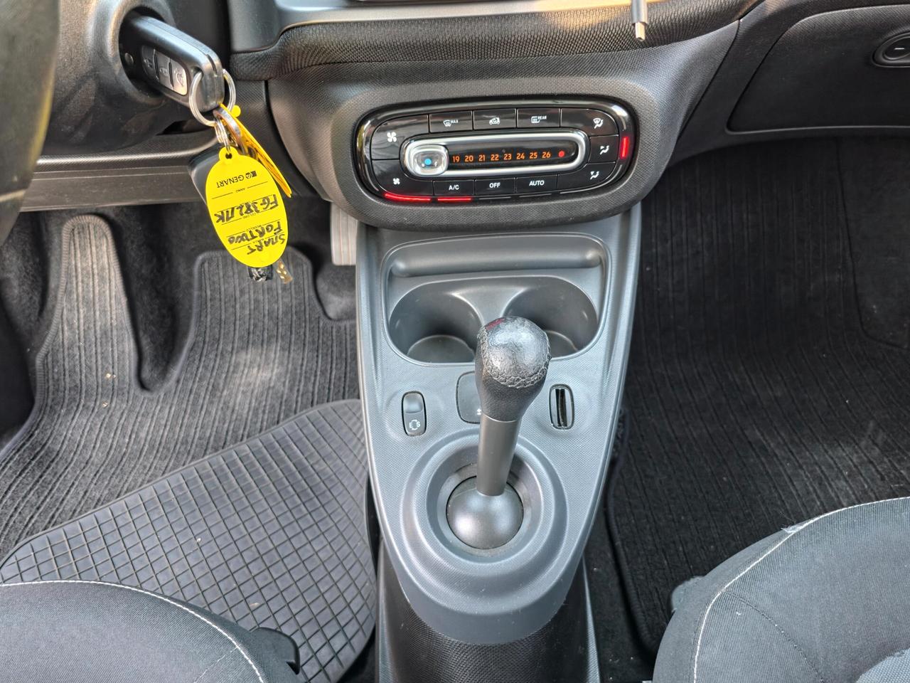 Smart ForTwo 70 1.0 Twinamic Prime E6 Automatico NEO 2016