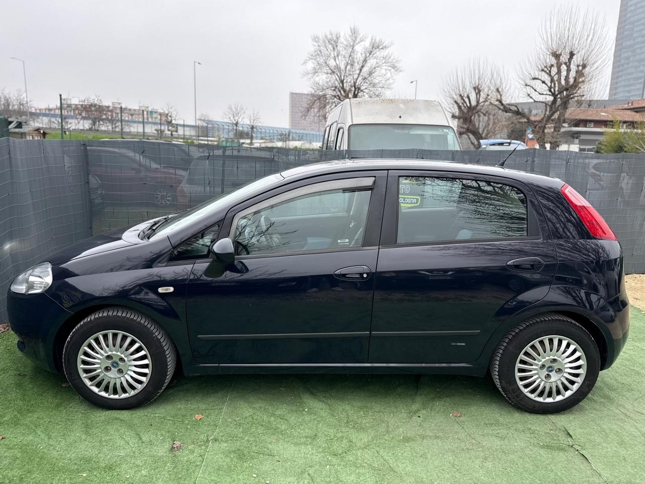 Fiat GRANDE PUNTO 1.4 GPL UNICOPROPRIETARIO 5 PORTE