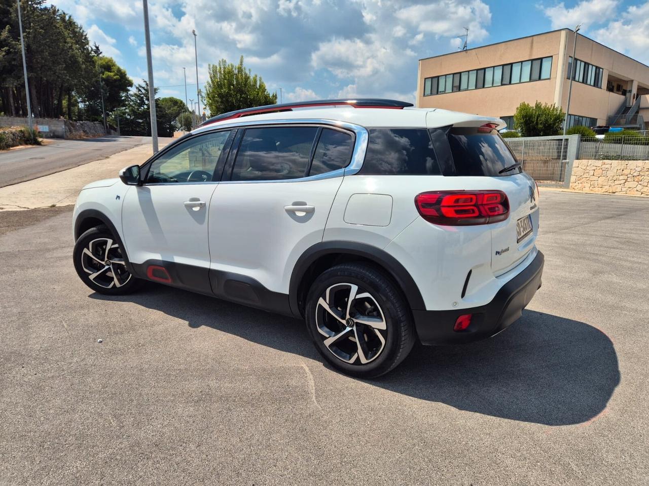 Citroen C5 Aircross Hybrid 225 e-EAT8 Shine