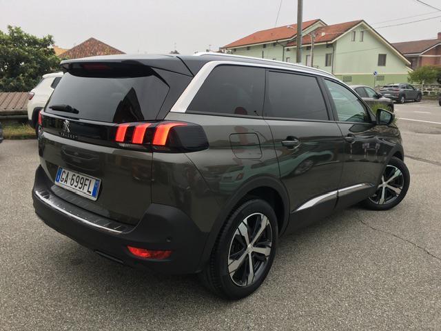 PEUGEOT 5008 7 posti 1.2 131cv EAT8 Allure *IVA esposta*