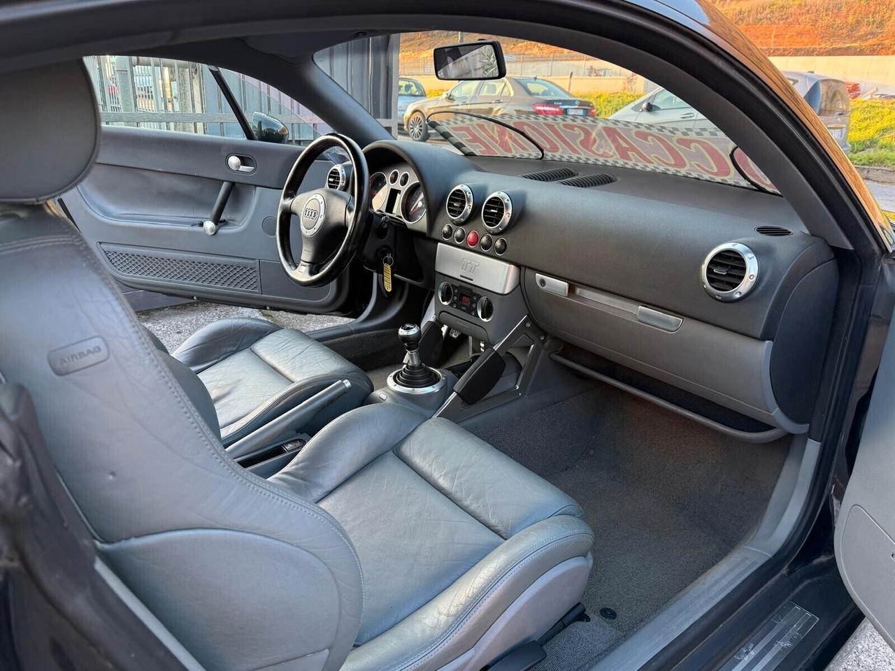 AUDI. TT ASI NO BOLLO