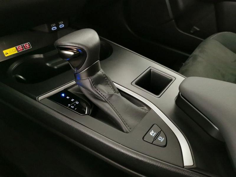 Lexus UX 250h 2.0 Urban 2wd cvt