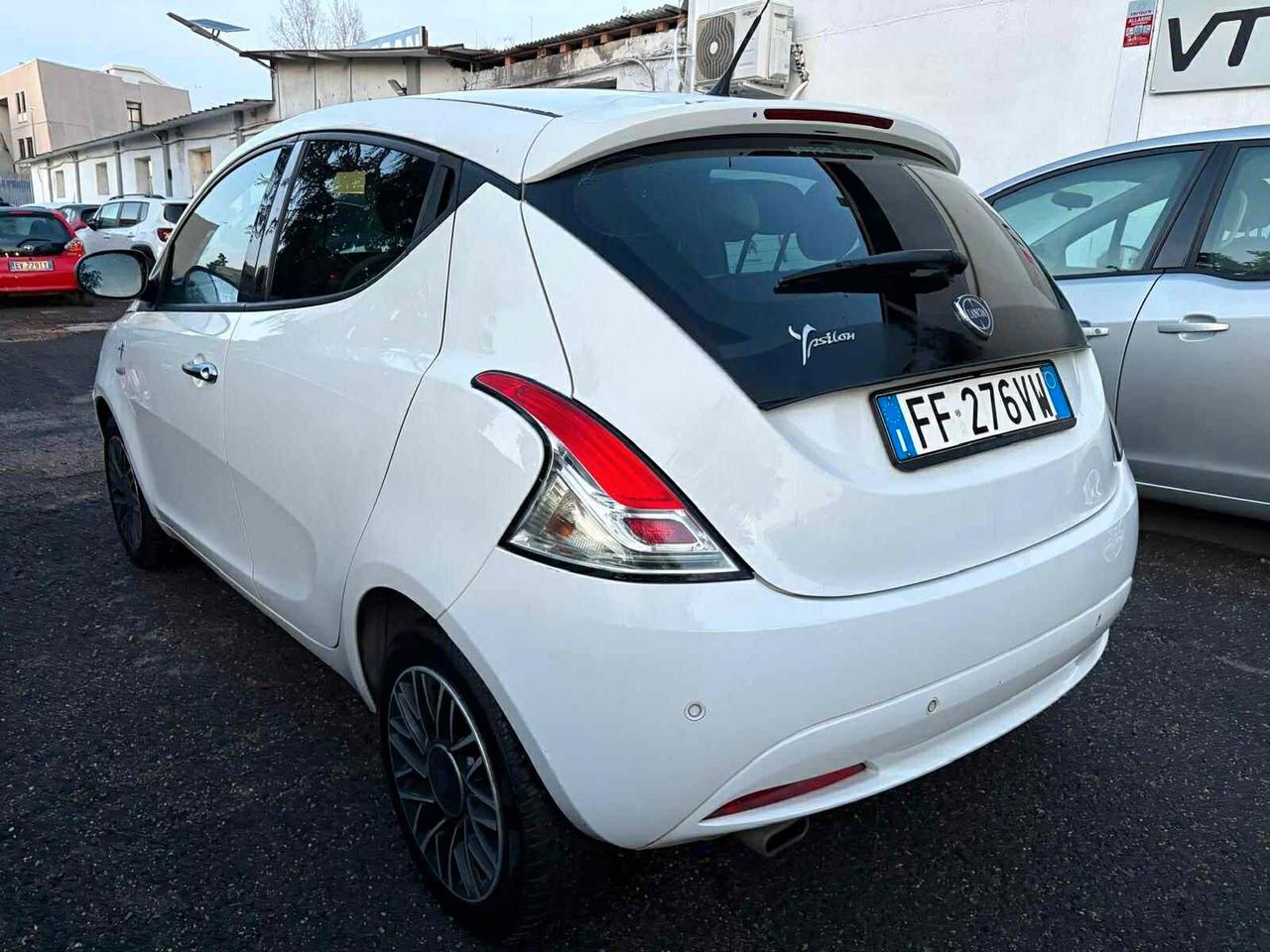 Lancia Ypsilon 1.3 MJT 16V 95 CV 5 porte S&S Mya