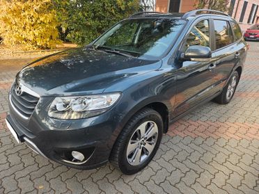 Hyundai Santa Fe 2.2 CRDi VGT 4WD Style - 7 POSTI