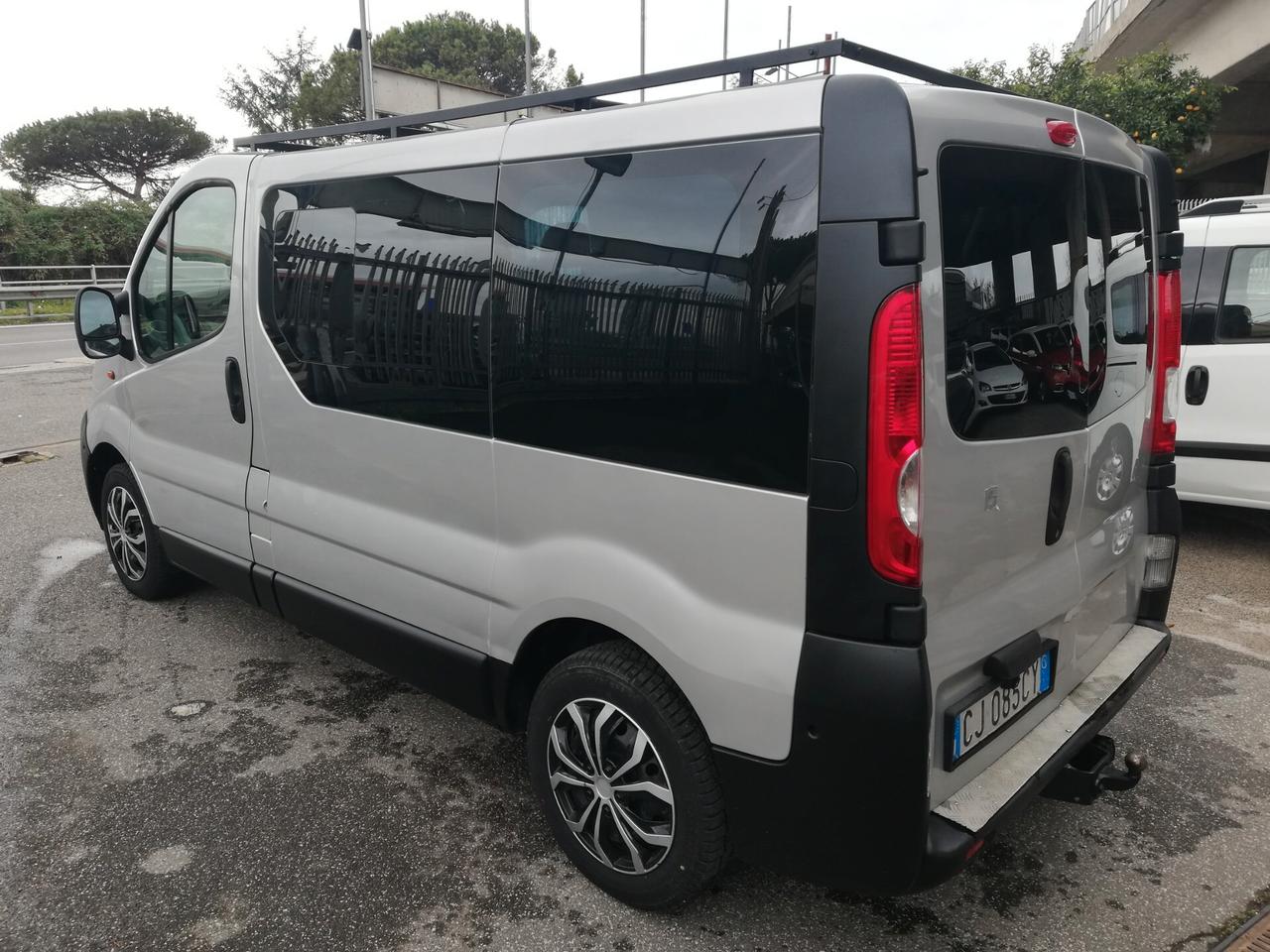 Renault Trafic 1.9 dCi/100CV PC-TN Combi 6 Posti