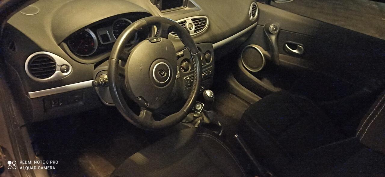 Renault Clio 1.2 16V 5 porte Luxe