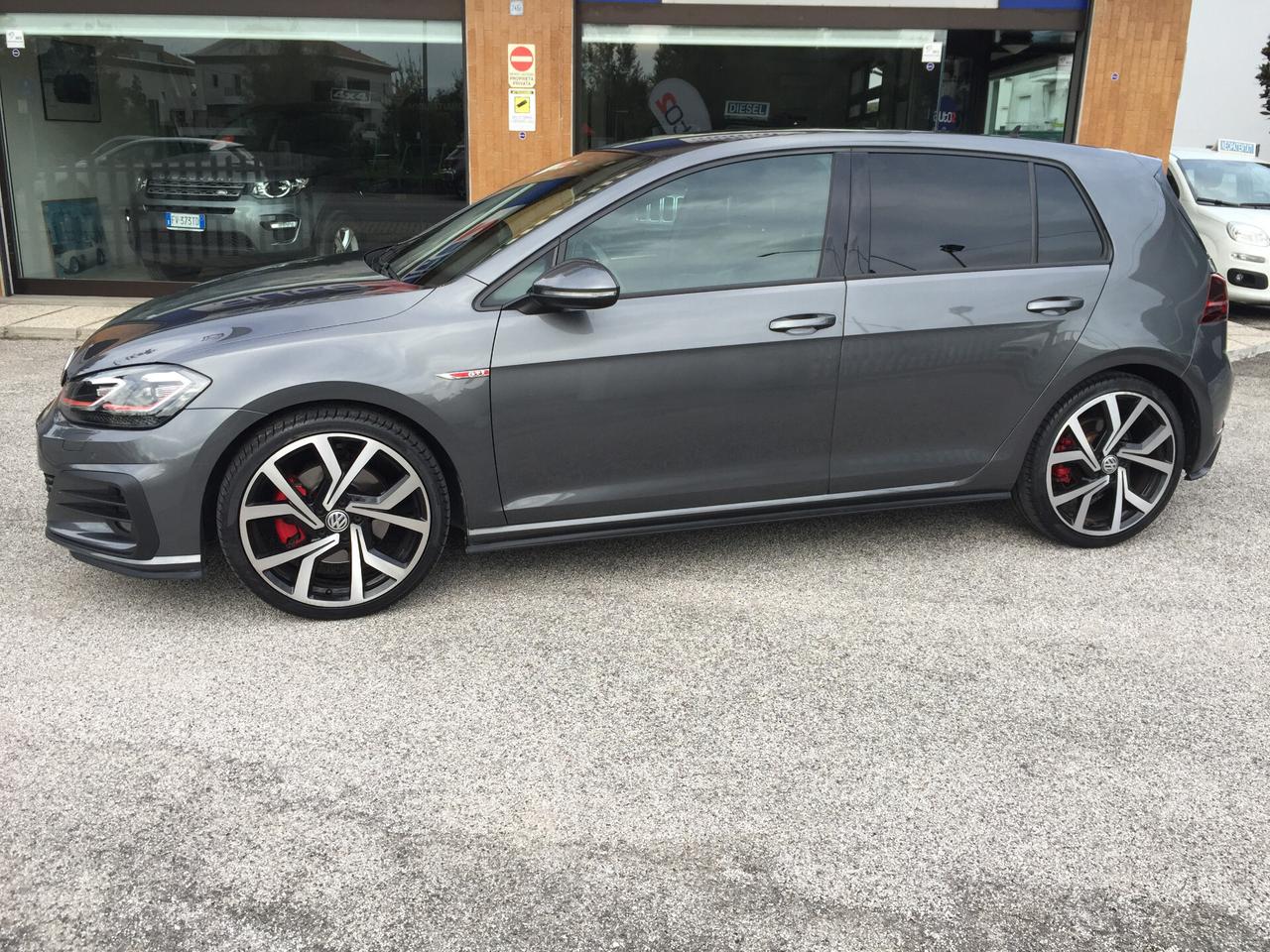 Volkswagen Golf GTI Performance 2.0 245 CV TSI DSG 5p. BMT