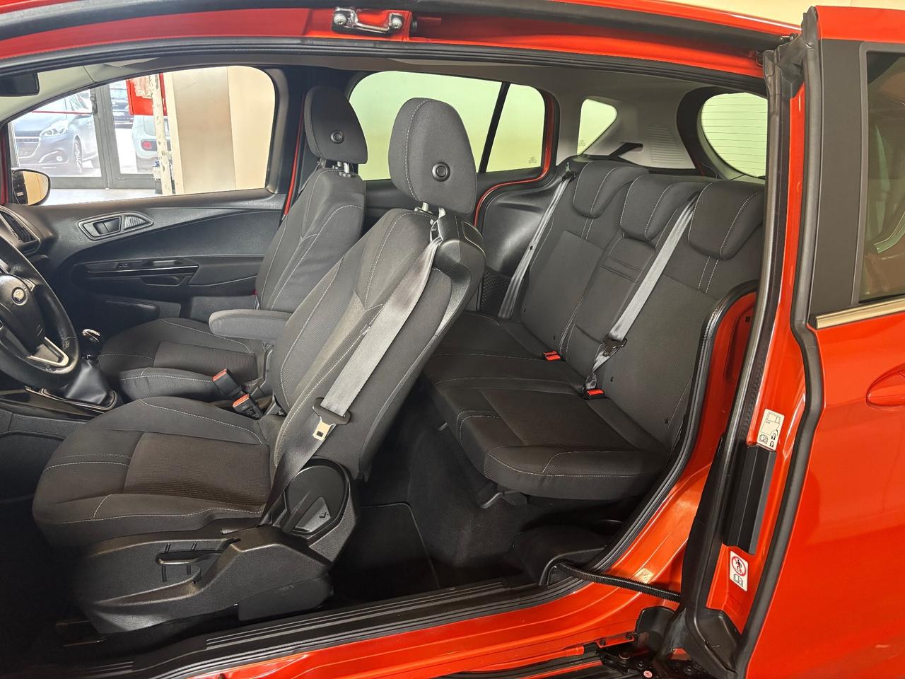 Ford B-Max 1.4 BENZ/GPL 2035 Titanium |OK NEOPATENTATI|