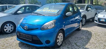 Toyota Aygo 1.0 VVT-i 69 CV 5 porte x-clusiv