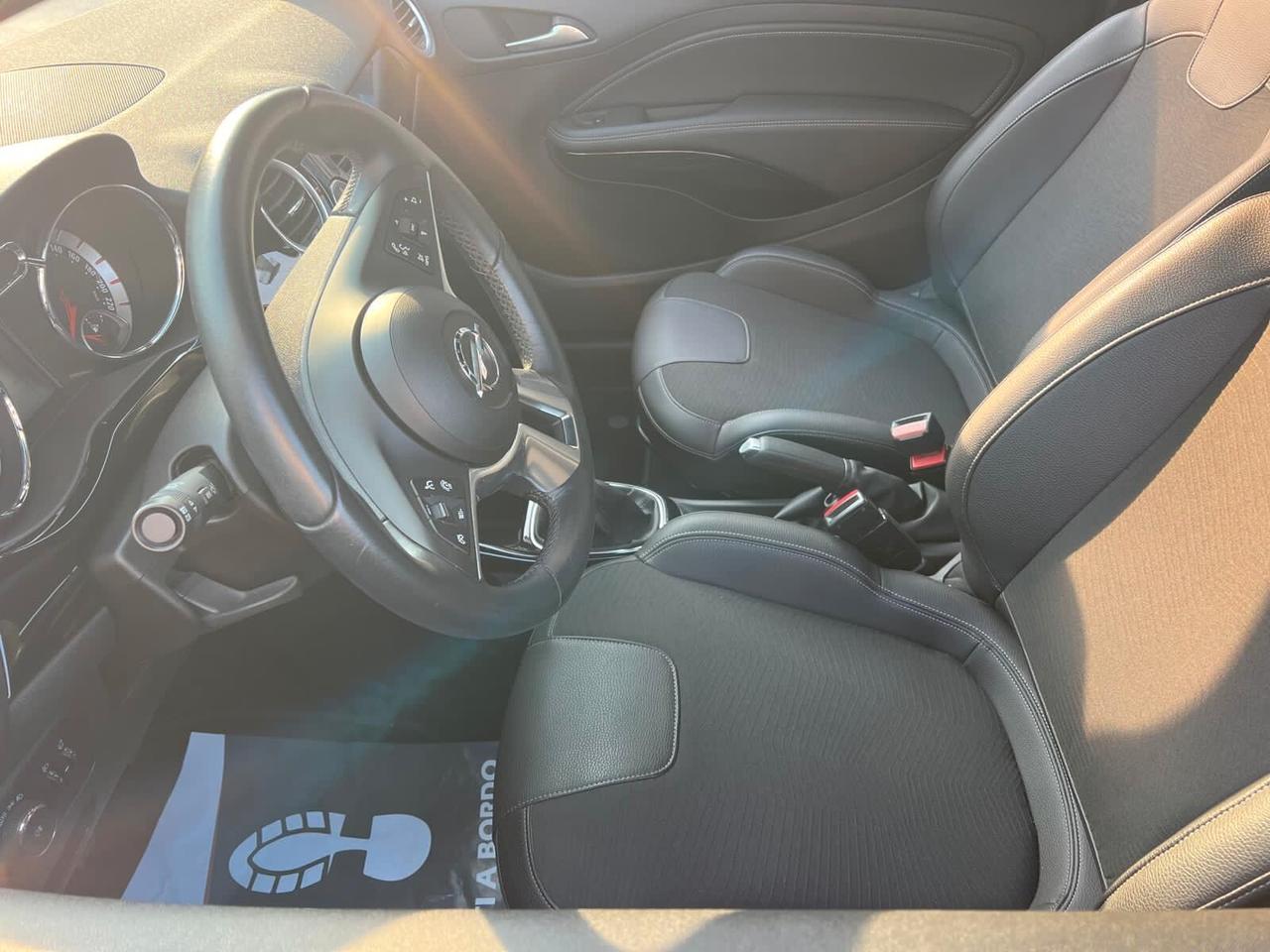 Opel Adam 1.2 70 CV Glam X Factor CABRIO