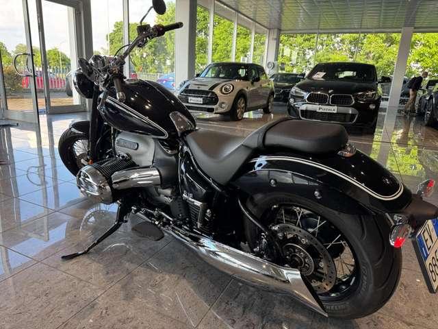 BMW R 18 Black