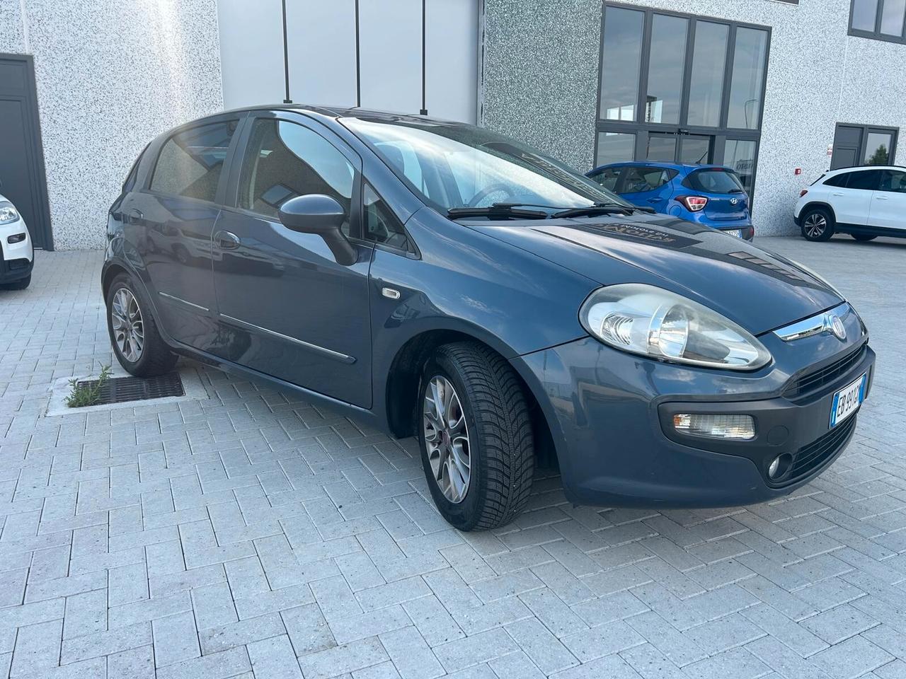 Fiat Punto Evo 1.2 5 porte Dynamic ok neopatentati