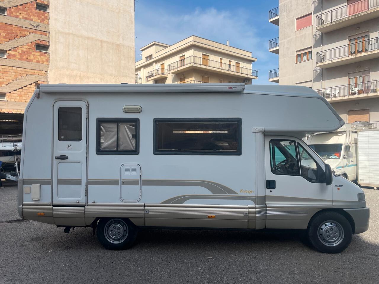 Laika ducato 2.8 DTI 122cv 5 posti letto