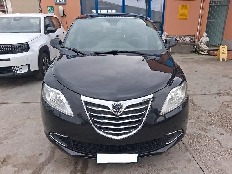 Lancia Ypsilon 1.3 MJT 16V 95 CV 5 porte S&S Silver