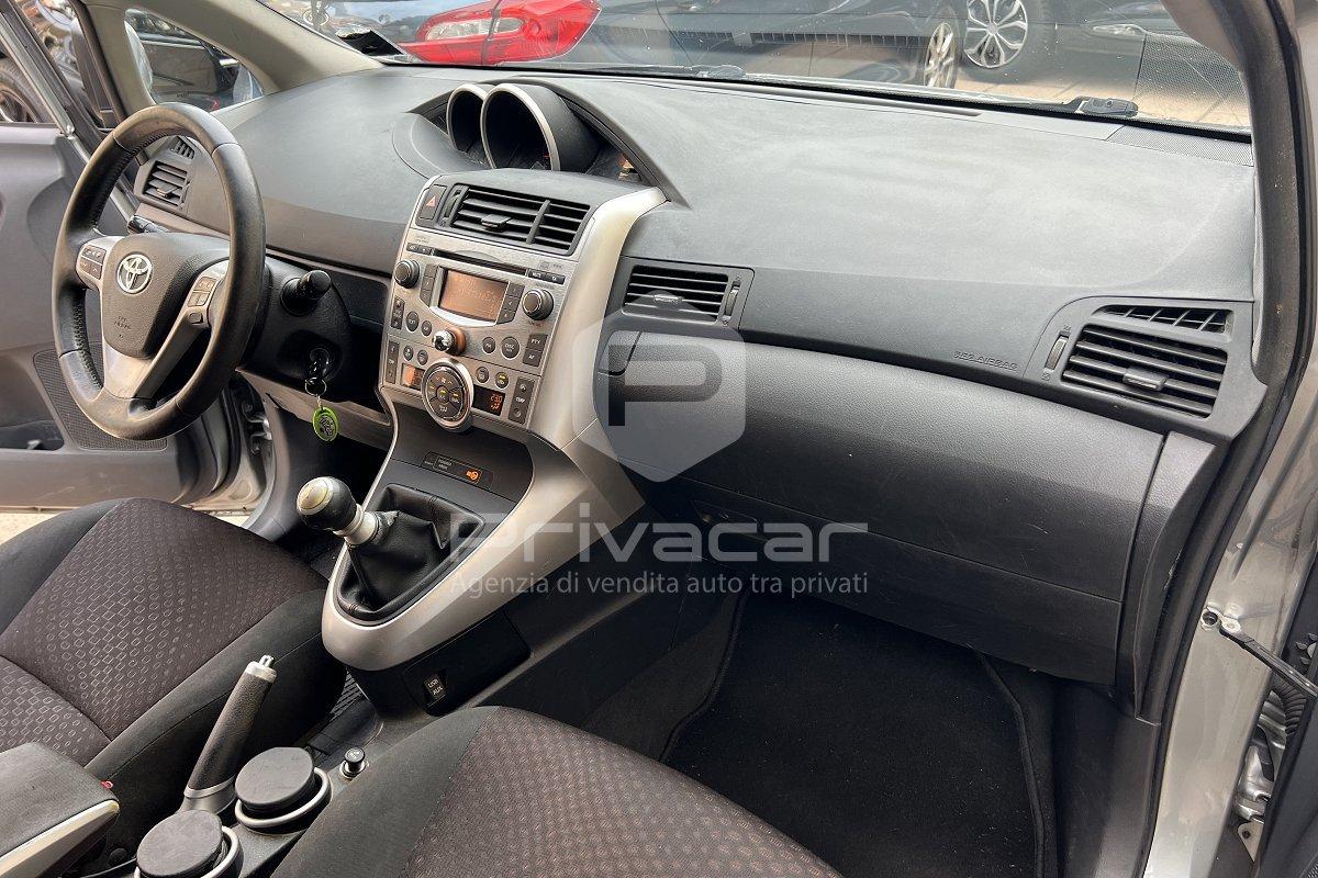 TOYOTA Verso 2.0 D Sol 7 posti
