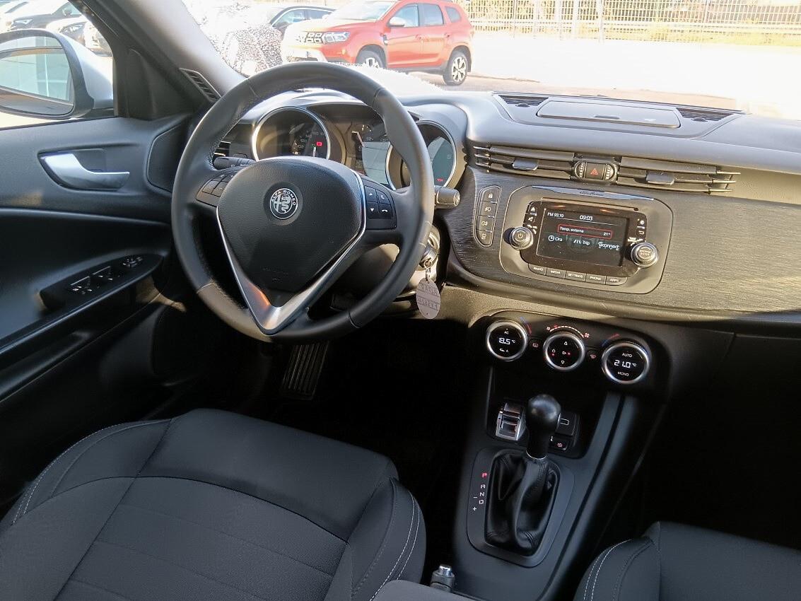 Alfa Romeo Giulietta Super 1.6 JTD (120 cv)