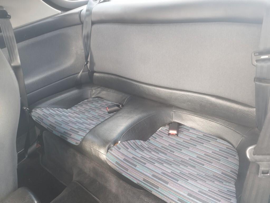 Mazda MX-3 1.8i V6 24V cat