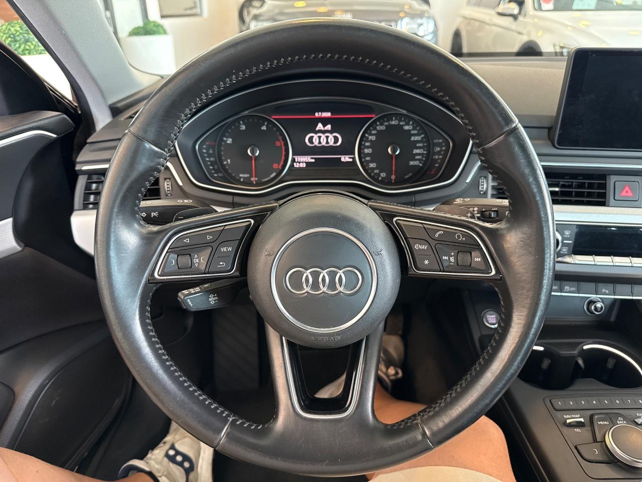 Audi A4 Avant 2.0 TDI 122 CV S tronic Sport