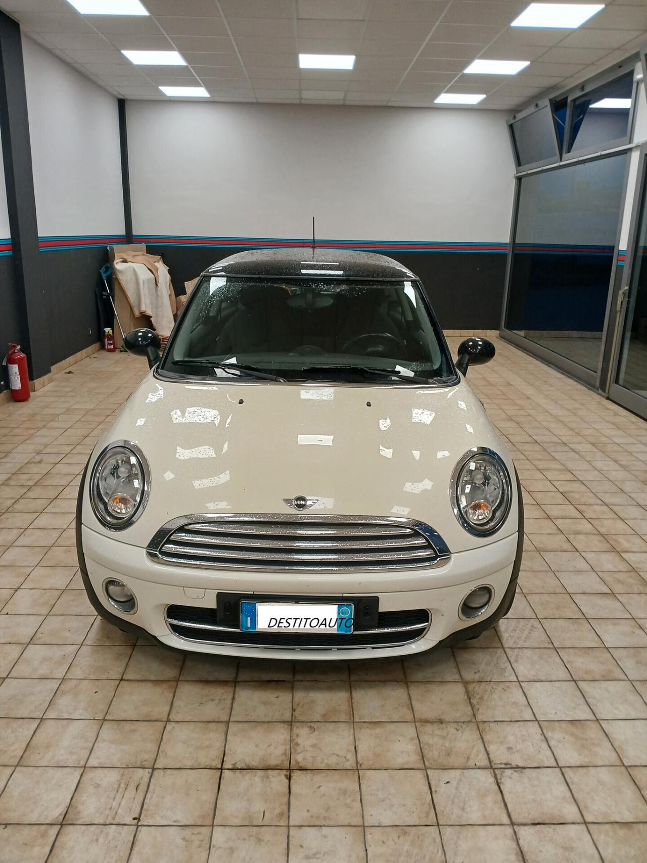 Mini 1.6 16V Cooper D model 2008 neo patentati