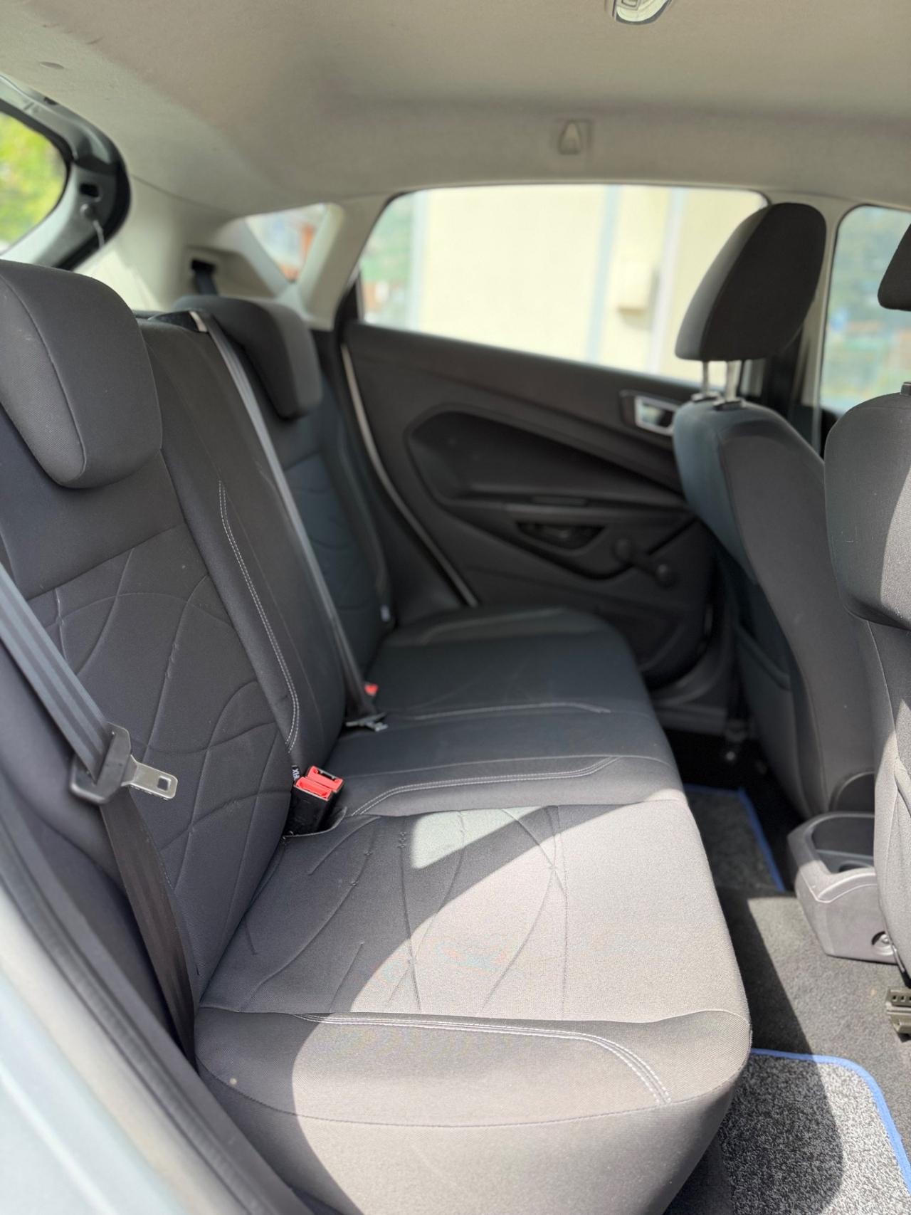 Ford Fiesta 1.4 5p. Bz.- GPL ok neopatentati