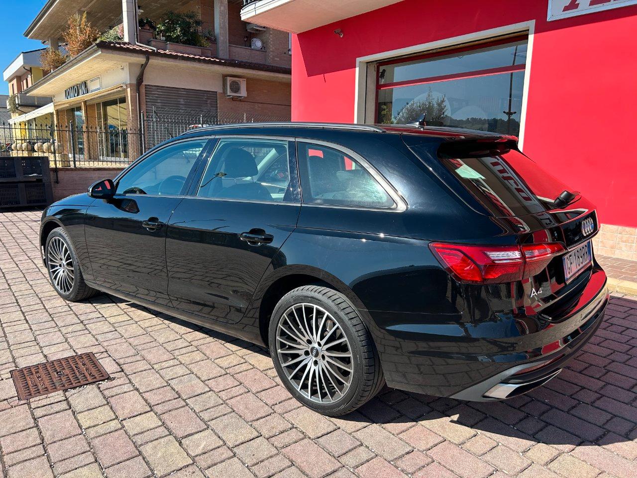 Audi A4 Avant 35 2.0 tdi mhev Business 163cv s-tronic