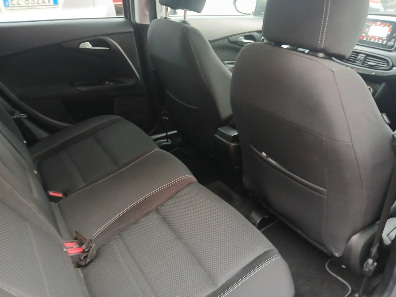 Fiat Tipo 1.4 T-Jet 120CV GPL SW Lounge