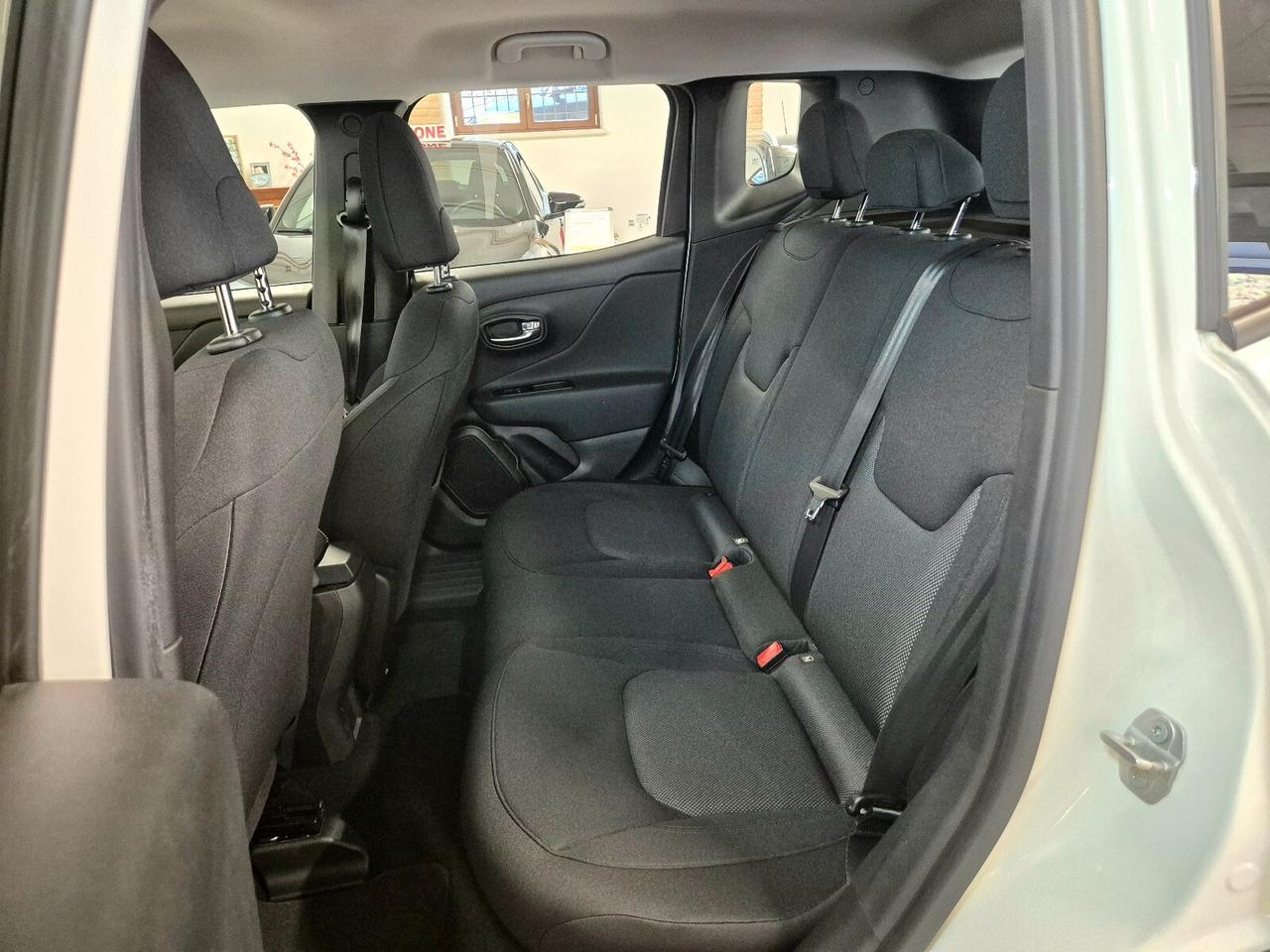 Jeep Renegade 1.6 Mjt 130 CV Longitude