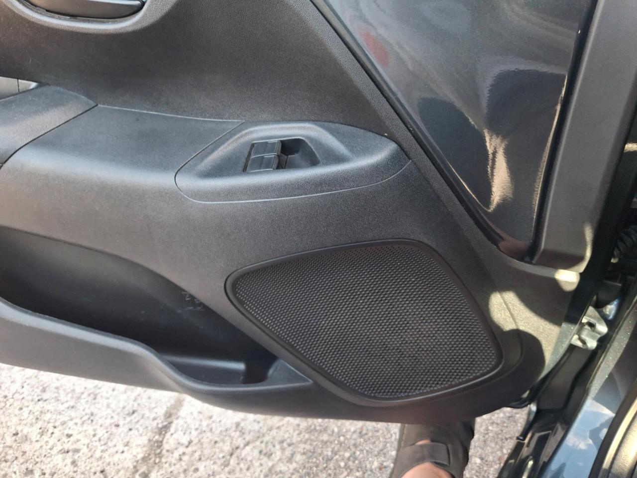 Peugeot 108 VTi 68 5 porte Active TOP! Neopatentati