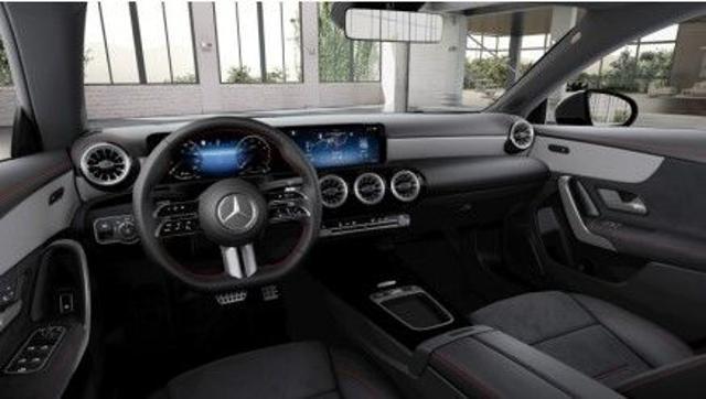 MERCEDES-BENZ CLA 200 Automatic AMG Line Advanced Plus