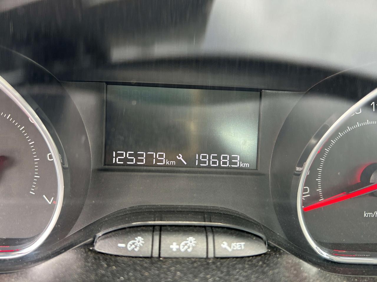 Peugeot 208 1.2 VTi 82CV - 2013 Motore Rotto