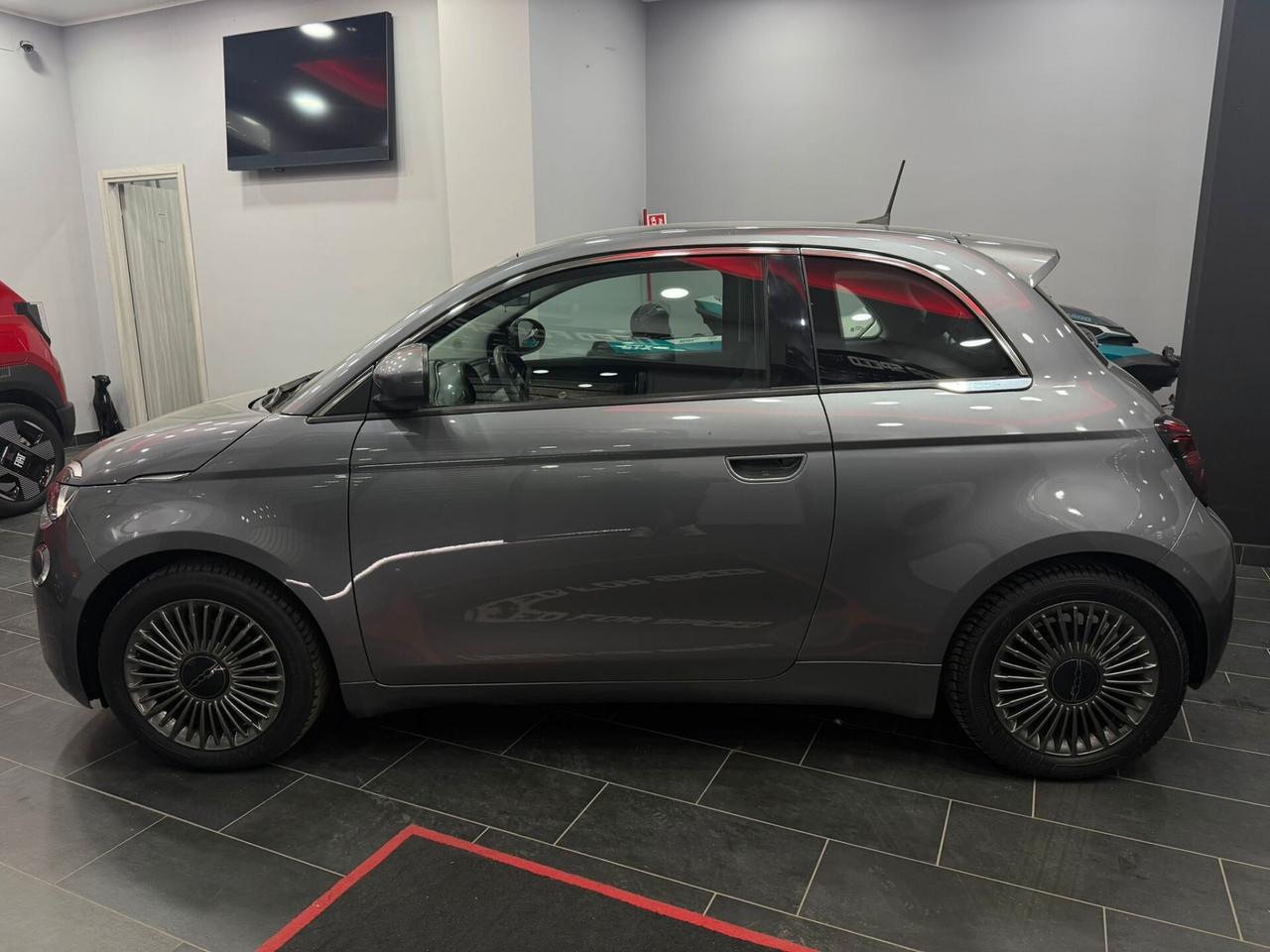 Fiat 500 500e Berlina 42 kWh Passion