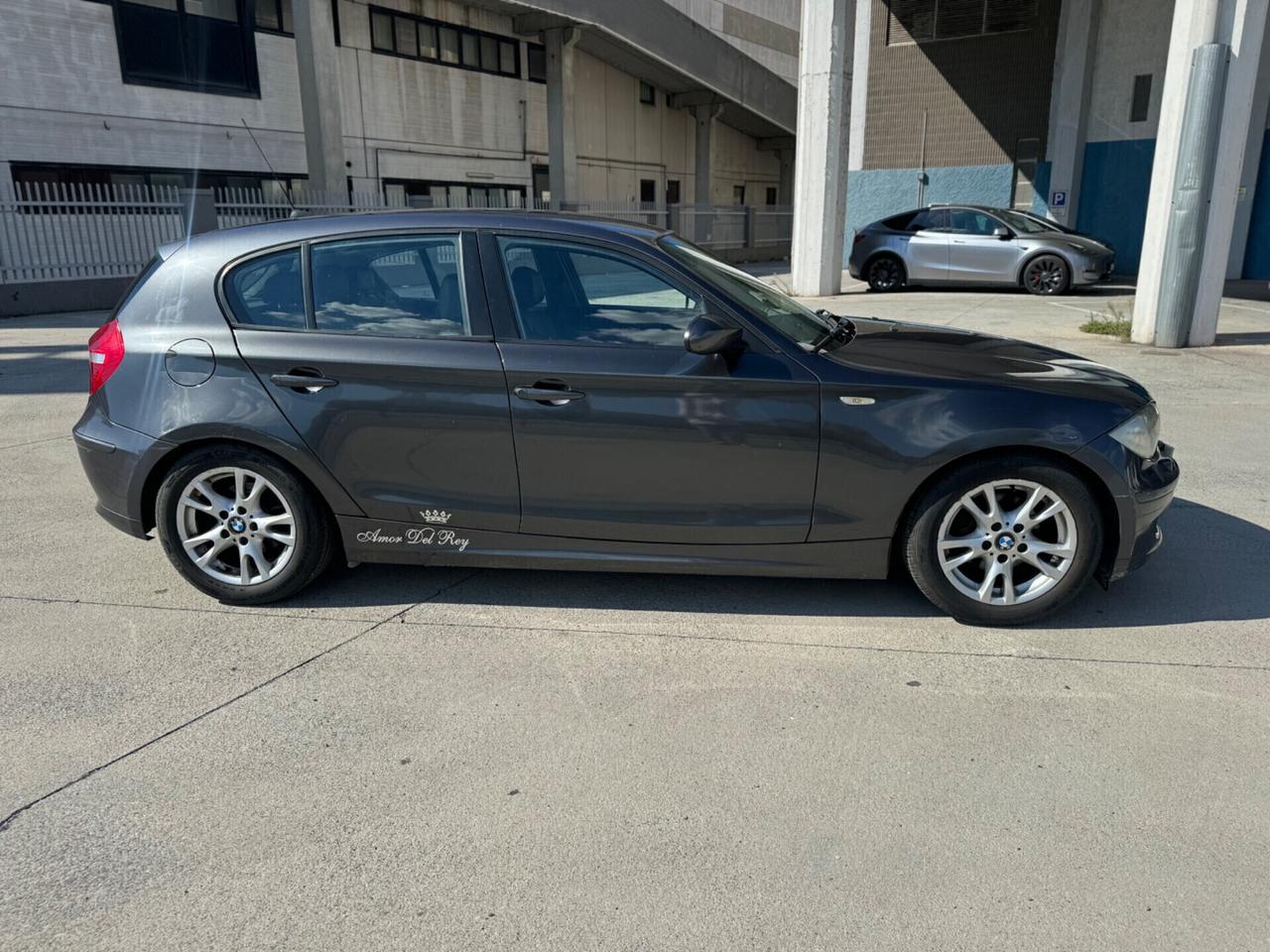 Bmw 116 5P. Futura 122 CV 2008 pelle Pak m