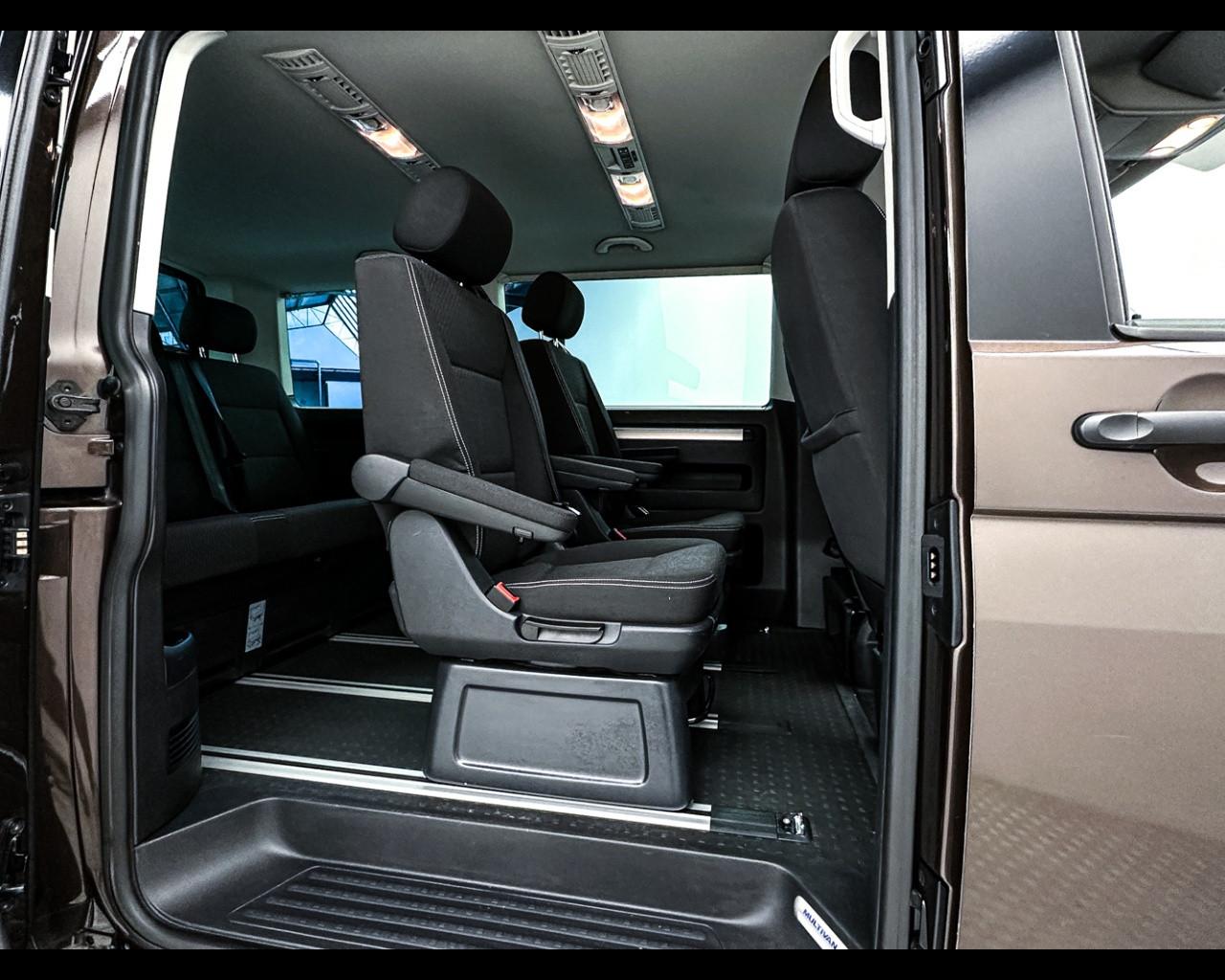 VOLKSWAGEN Multivan 6ª '15-'24 - Multivan 2.0 TDI 150CV 4Motion Comfort