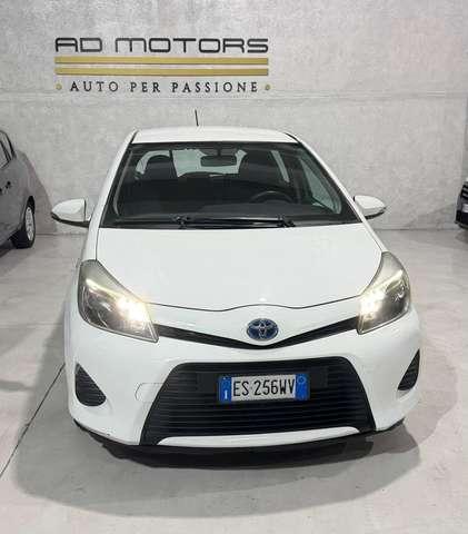 Toyota Yaris Ibrida Automatica 4 Stagioni