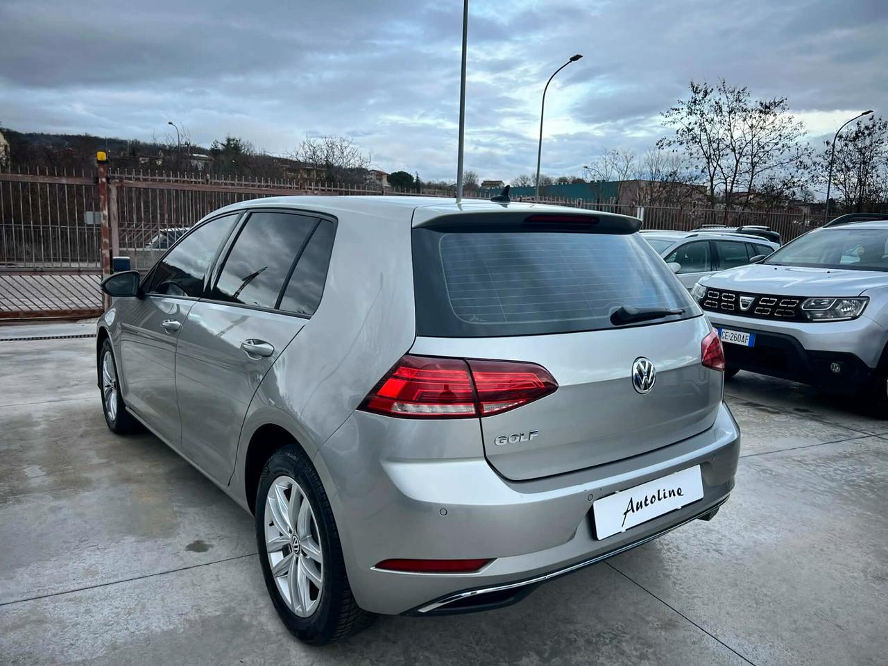 Volkswagen Golf 1.6 TDI 115 CV -CARPLAY-LED