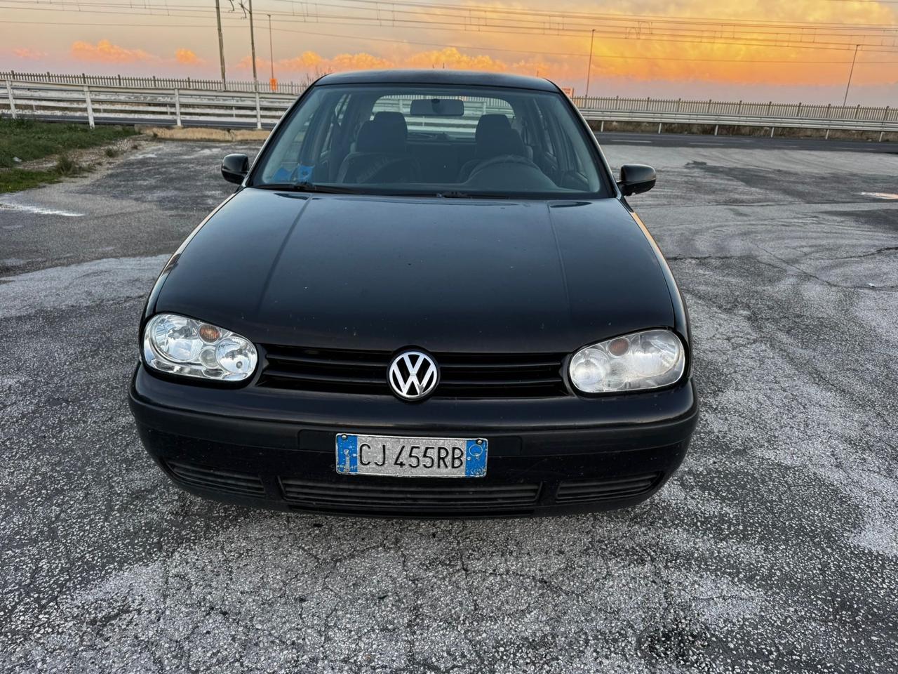 Volkswagen Golf 1.9 TDI/101 CV cat 3p. Time