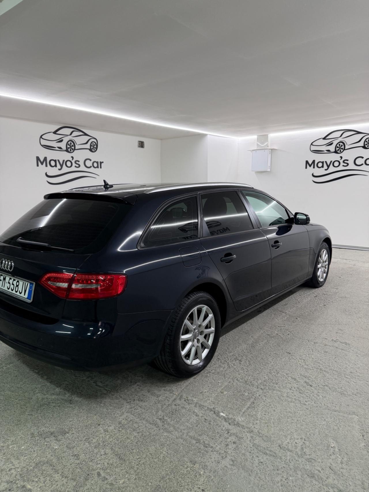 Audi A4 CAMBIO AUTOMATICO (anno 2017)