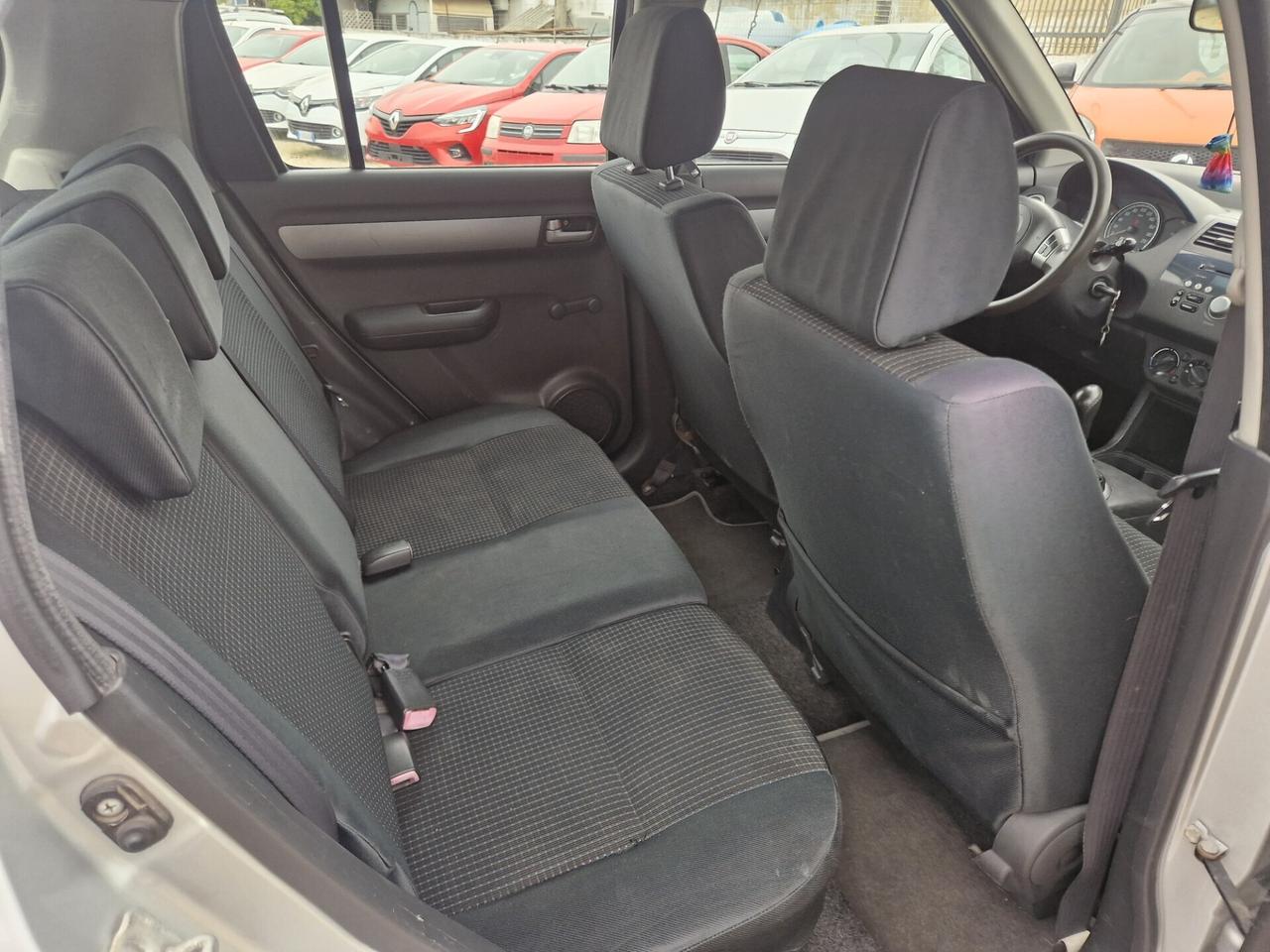 Suzuki Swift 1.3 5p. - 2005