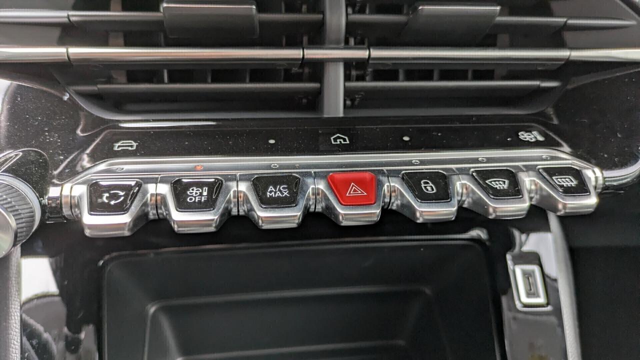 Peugeot 208 100 STYLE