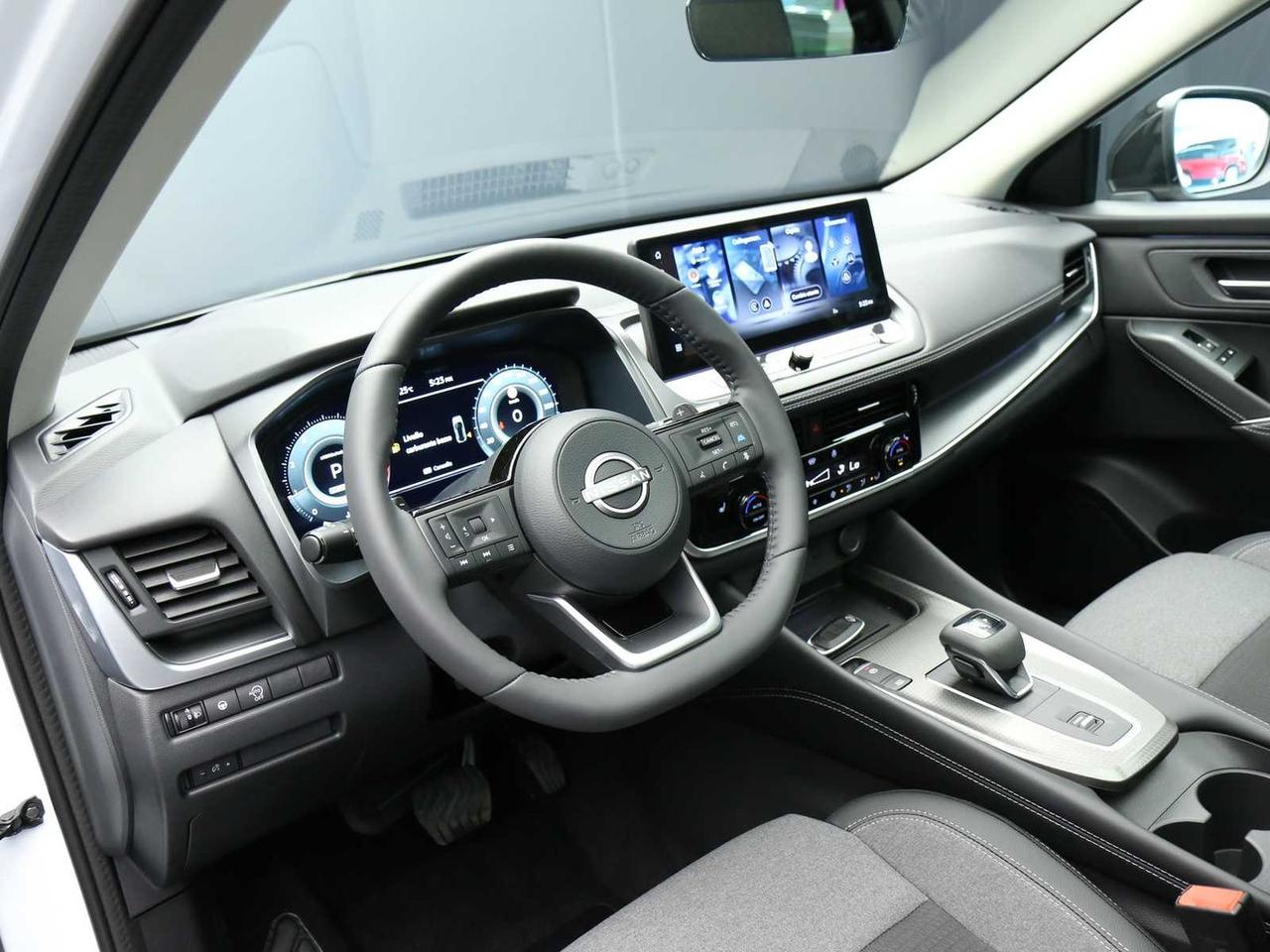 Nissan Qashqai Xtronic N-Connecta MHEV 158 #50123