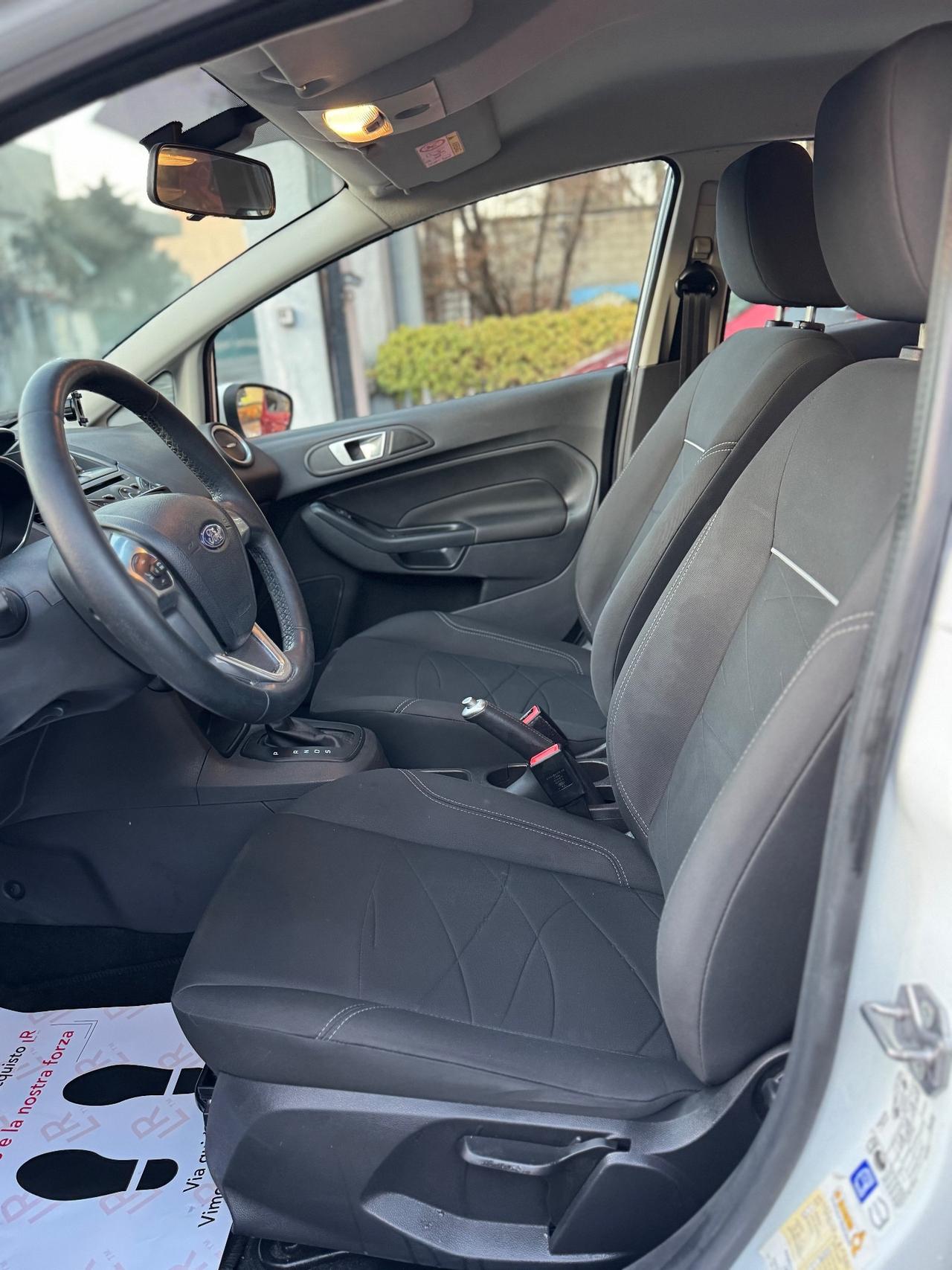 Ford Fiesta 1.0 EcoBoost 100CV 5 porte Powershift Titanium