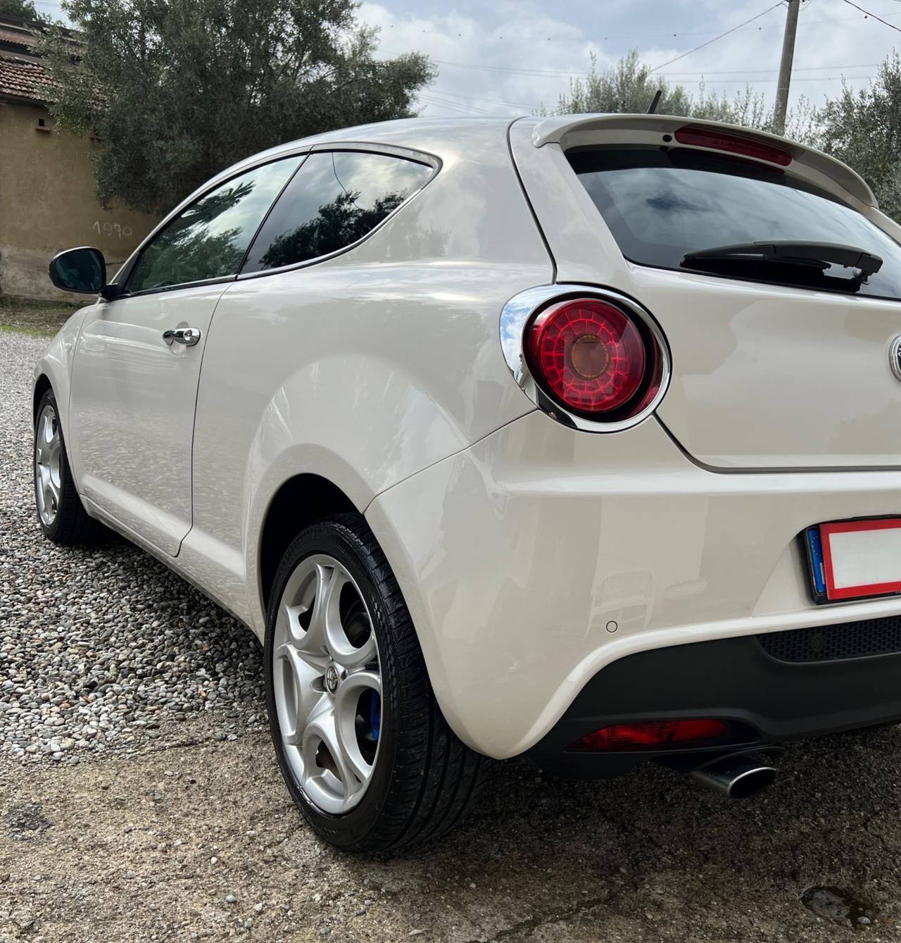 Alfa Romeo MiTo 1.3 JTDm-2 95 CV S&S Distinctive S