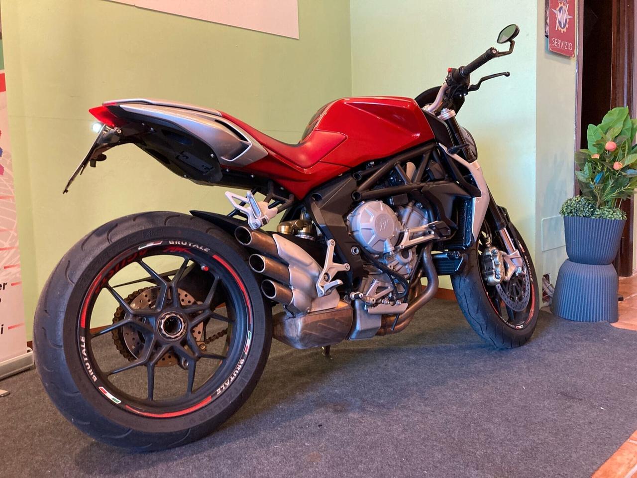 Mv Agusta Brutale 800
