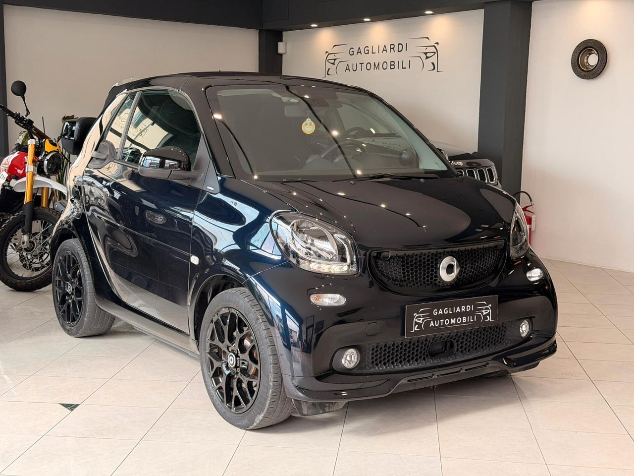 Smart ForTwo 90 0.9 T twinamic cabrio Final Edition