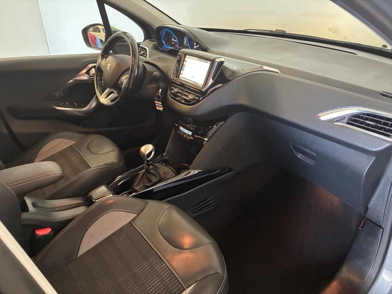 Peugeot 2008 1.2 PureTech Turbo 130 S&S Allure