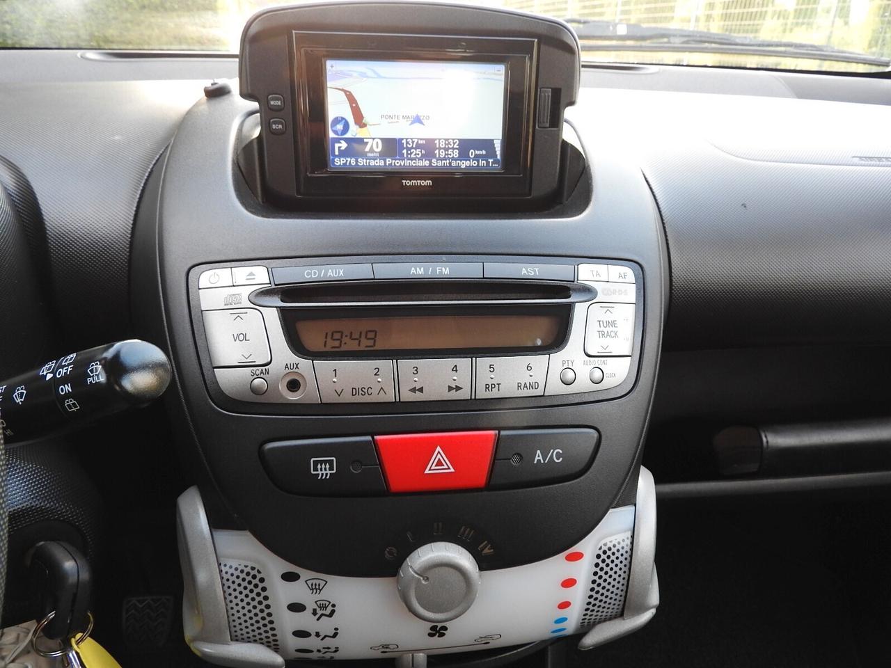 TOYOTA AYGO 2014