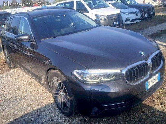 BMW 530 Touring LCI 530e Touring Business auto - GF943CD