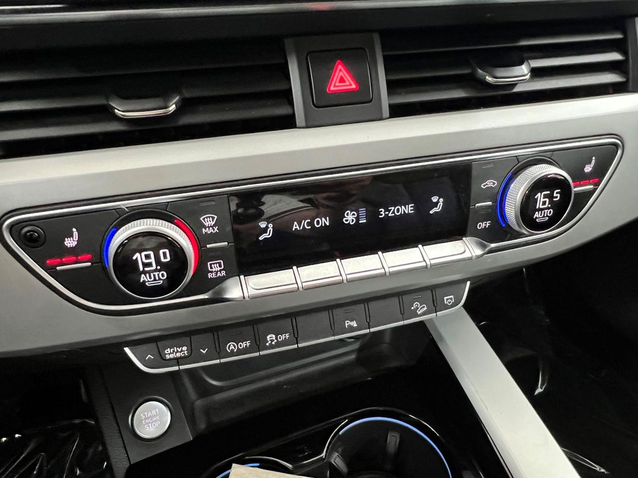 AUDI A4 V 2019 Allroad Quattro A4 Allroad 40 2.0 tdi mhev Identity Contrast quattro 204cv s-tronic