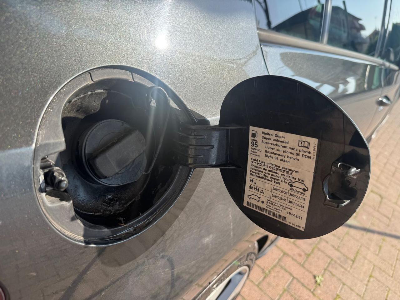 Volkswagen Golf GTI 2.0 GTI #10530